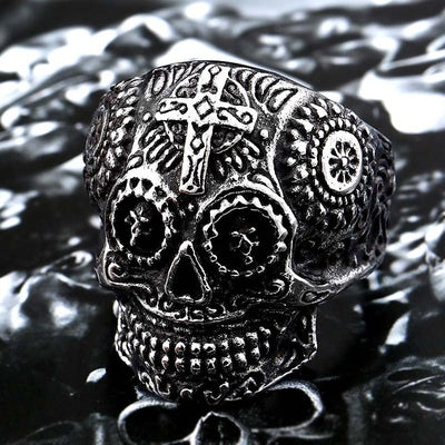 Skull Ring Stainless Steel men's Gothic Carving kapala with red blue eye rock